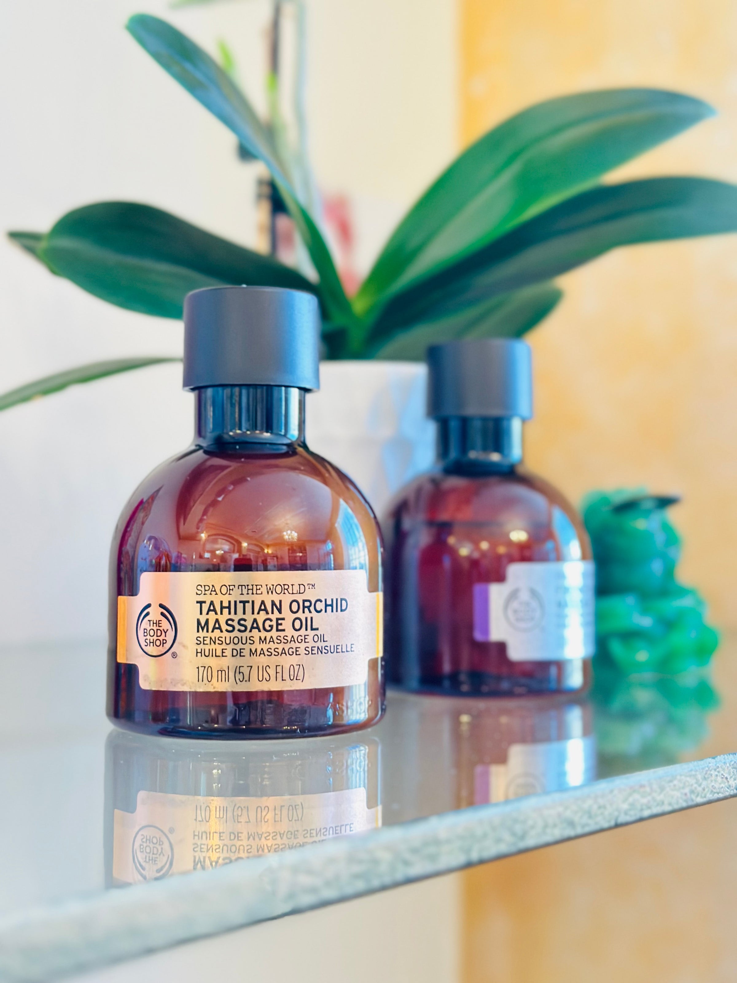 tai　マッサージピール、オーキッドグロー、水光スタンプ Tahitian Orchid Massage Oil | M.Y.W. Spa
